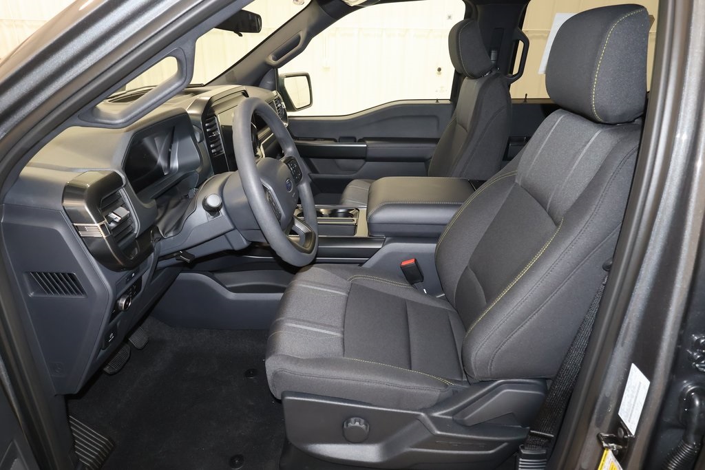 2025 Ford F-150 STX photo 10