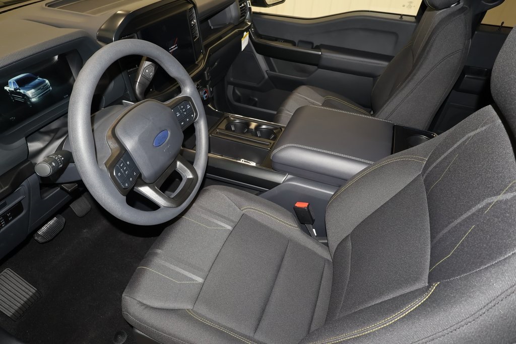 2025 Ford F-150 STX photo 21