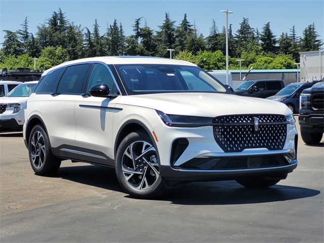 New 2025 Lincoln Nautilus Premiere