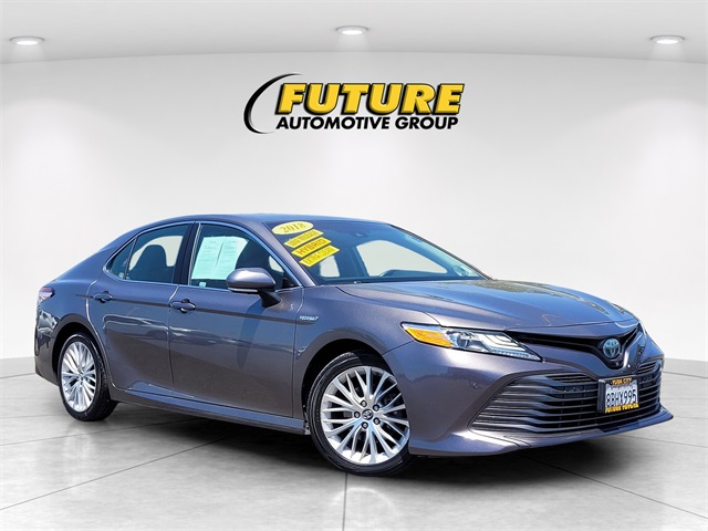 2018 Toyota Camry Hybrid XLE
