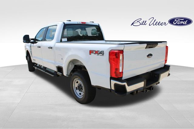 2025 Ford F-250 photo 4