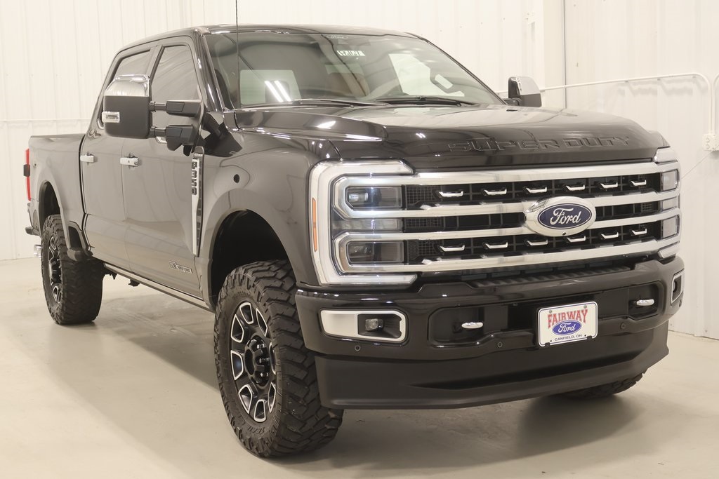 2024 Ford F-350 photo 3