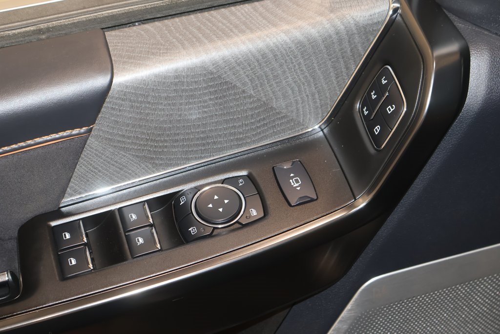 2024 Ford F-350 photo 10