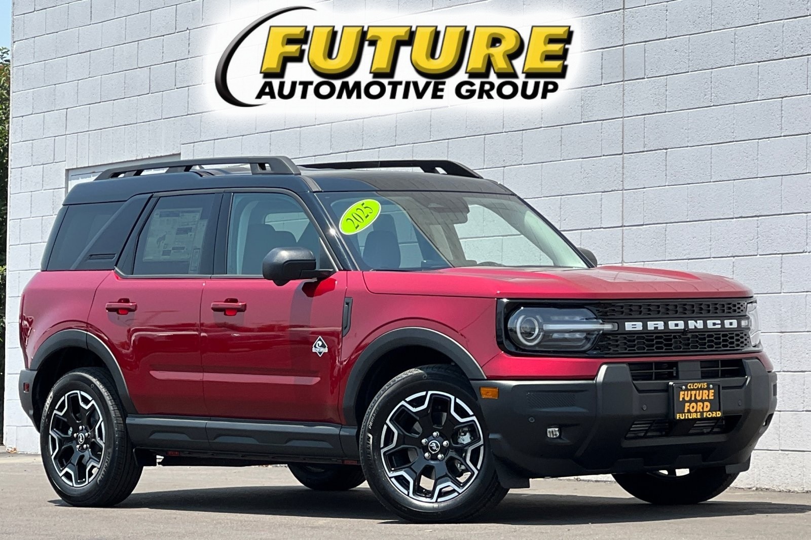 2025 Ford Bronco Sport Outer Banks's photo