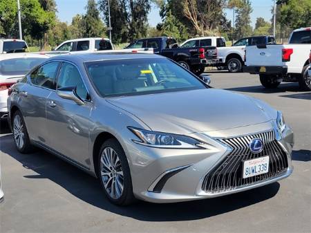 2021 Lexus ES 300H Luxury