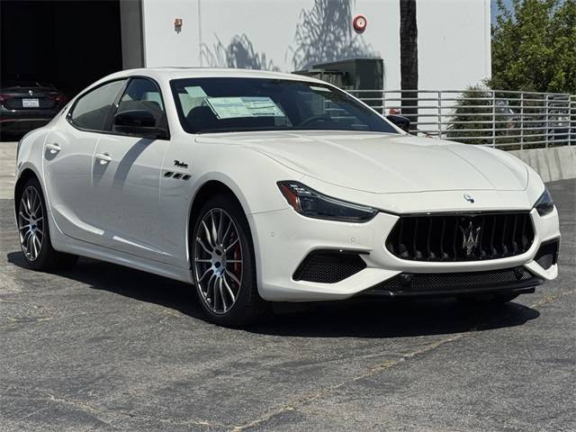 2024 Maserati Ghibli Modena