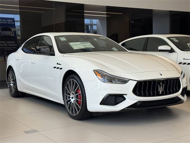 2024 Maserati Ghibli Modena