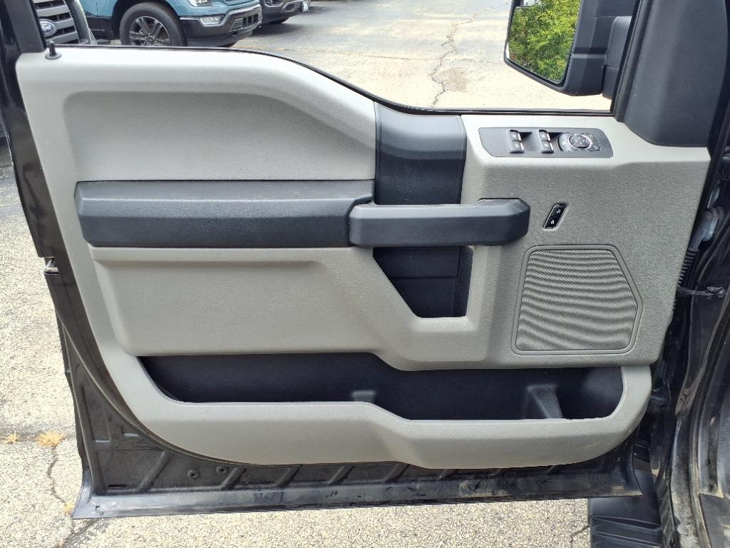 2019 Ford F-150 XL photo 11