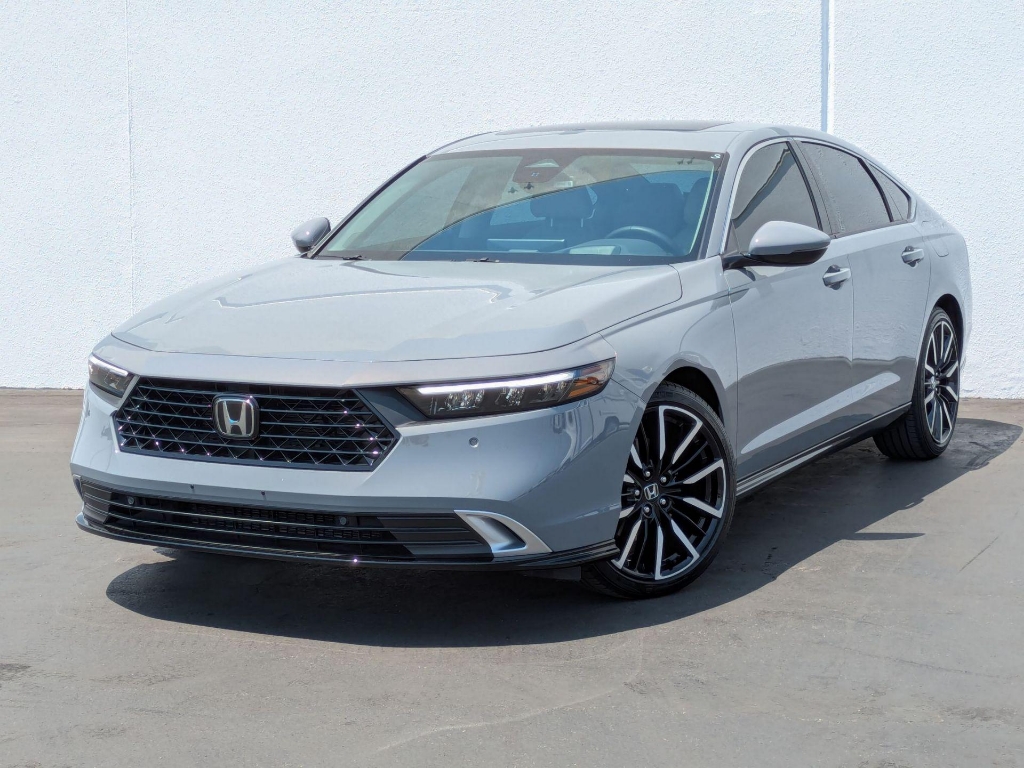 2025 Honda Accord Hybrid Touring