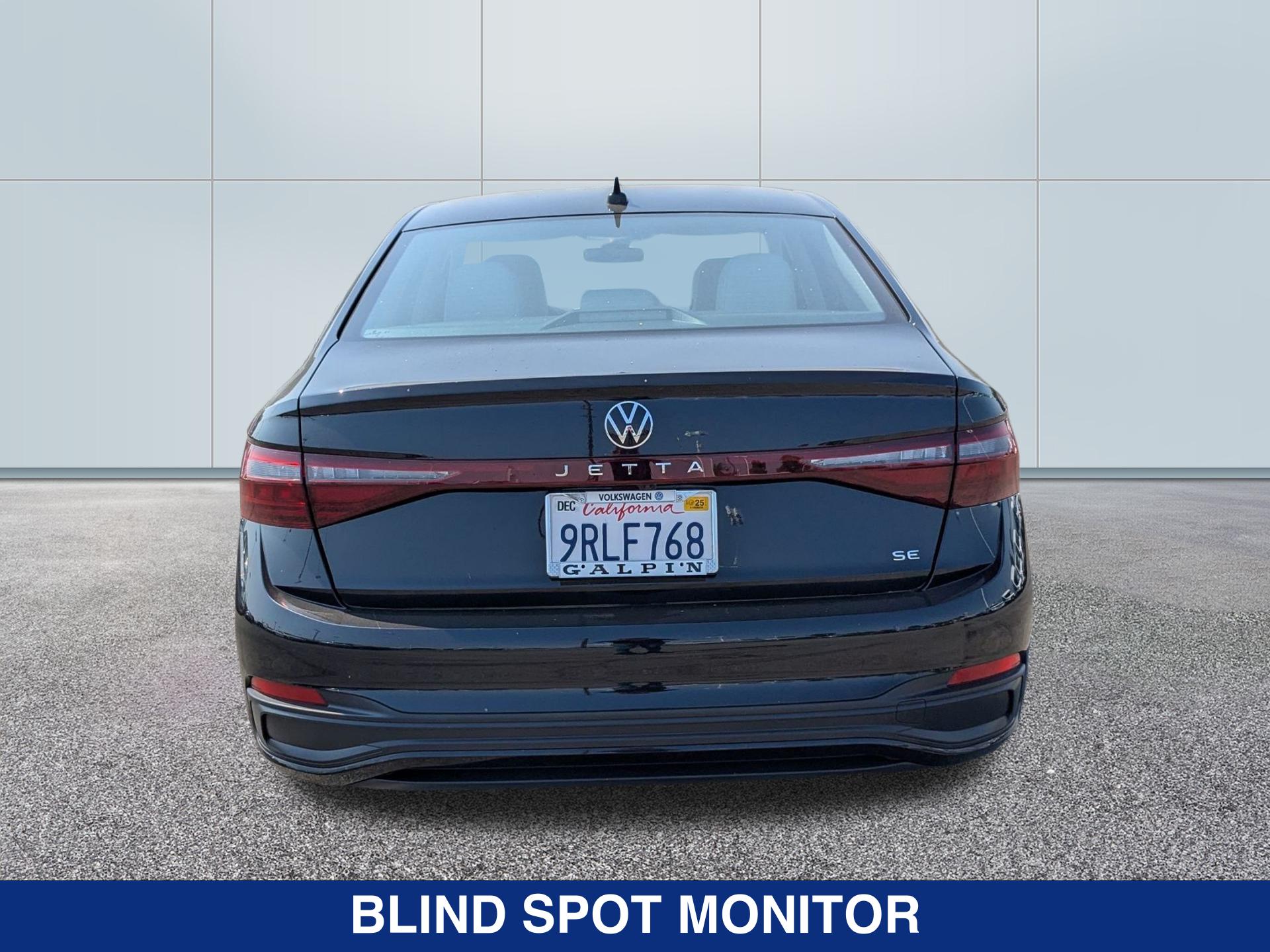 2025 Volkswagen Jetta 1.5T SE photo 4