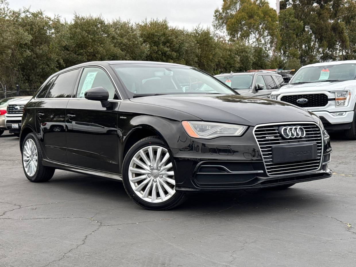 Used 2016 Audi A3 Sportback e-tron Premium Plus with VIN WAUTPBFF4GA066732 for sale in Encinitas, CA