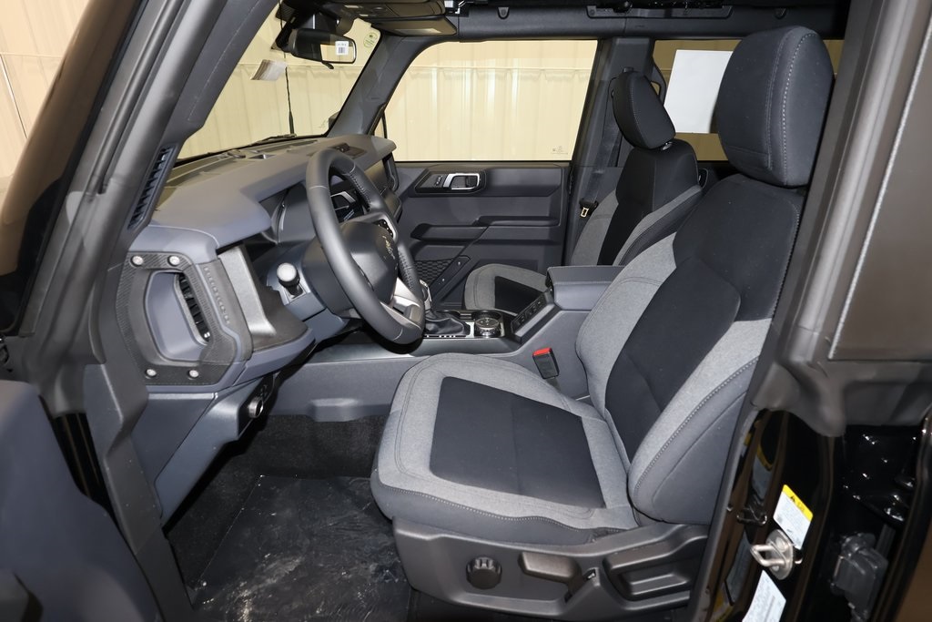 2025 Ford Bronco Big Bend photo 6