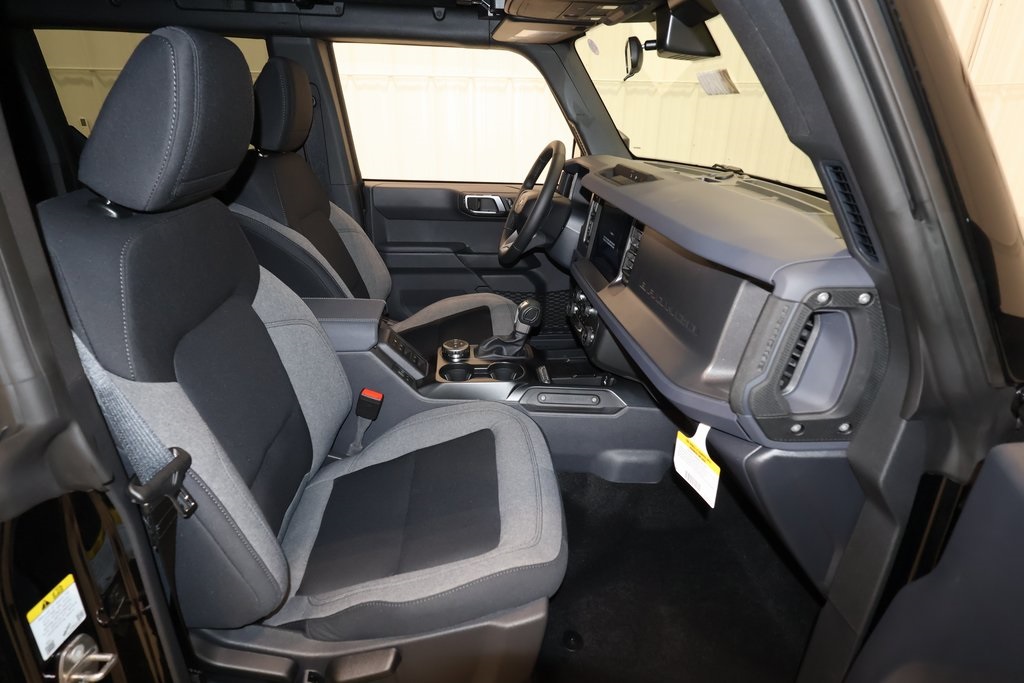 2025 Ford Bronco Big Bend photo 9