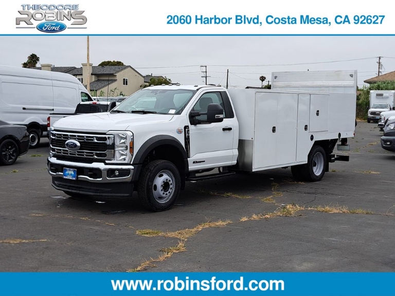 2025 Ford F-550SD XL