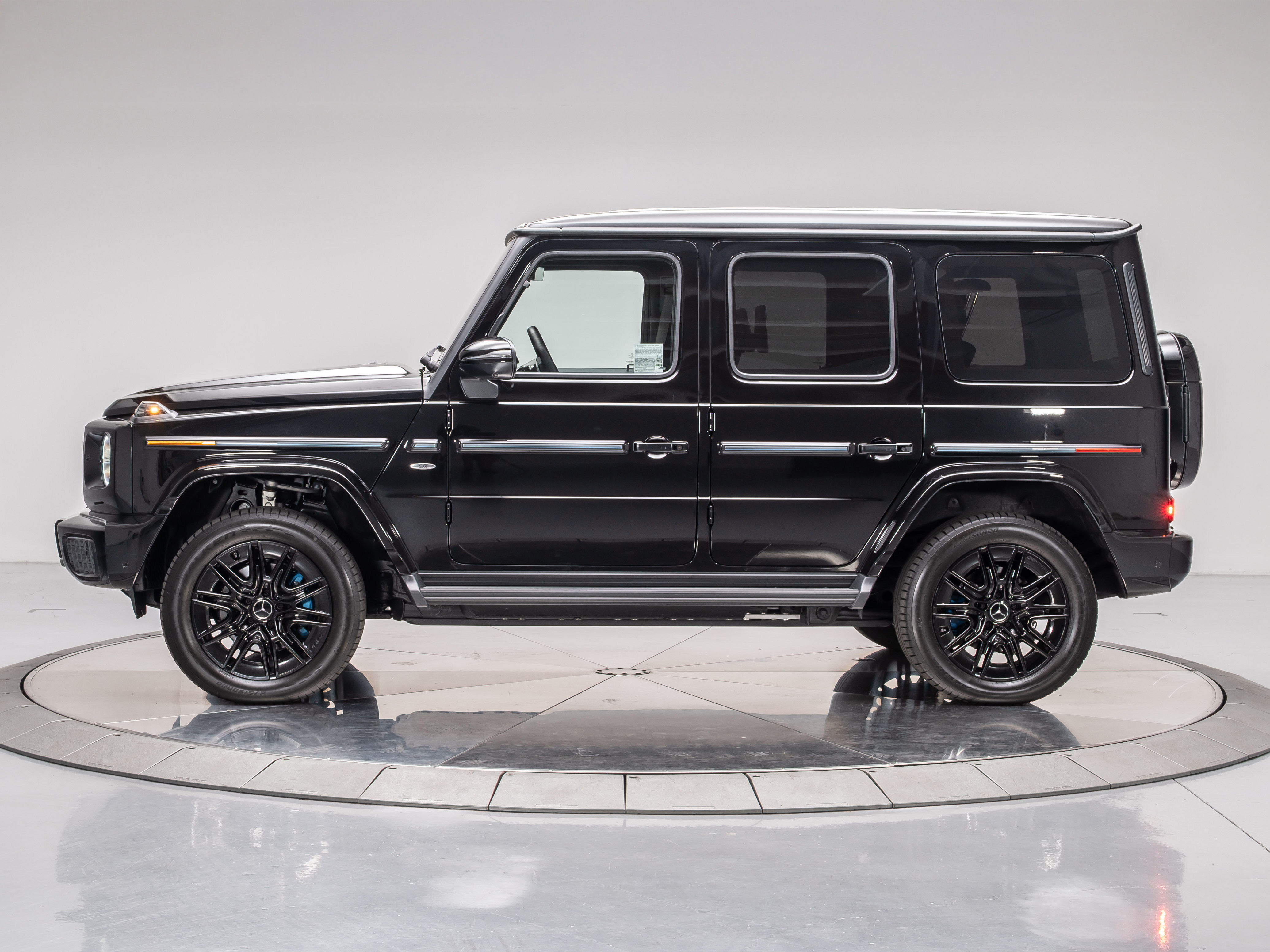 Used 2025 Mercedes-Benz G-Class G580 with VIN W1NWM0AB0SX019519 for sale in Los Angeles, CA