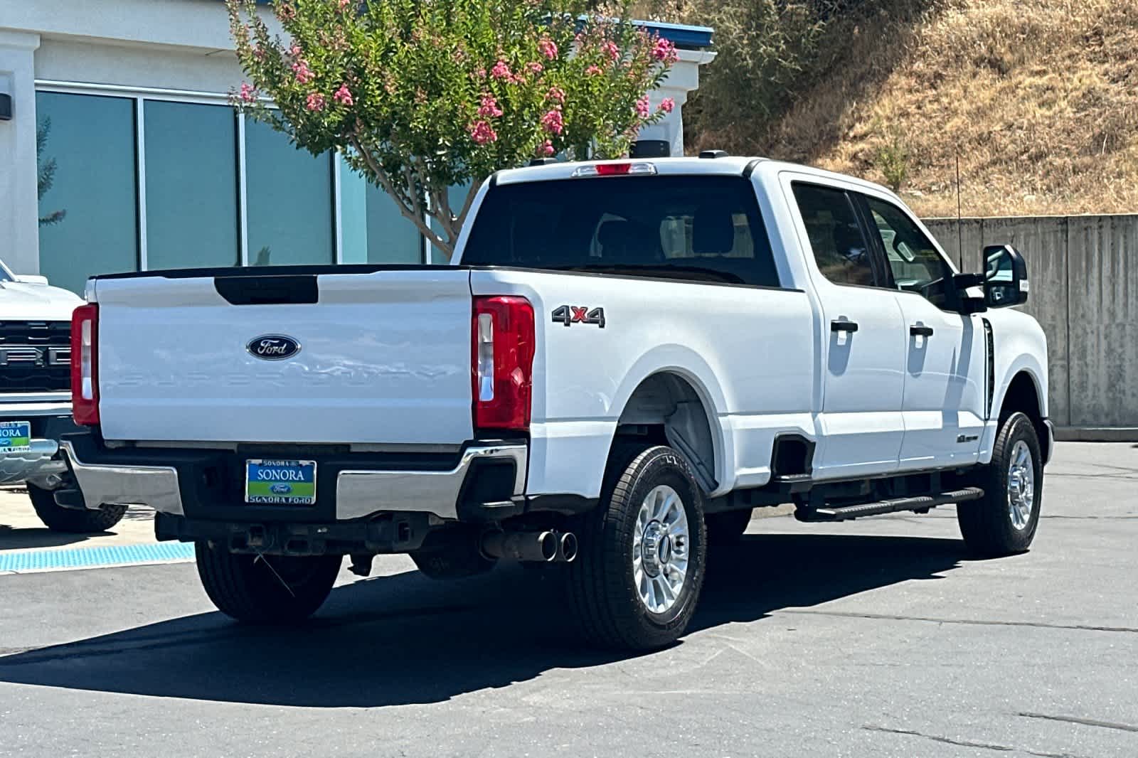 2024 Ford F-250 XLT photo 4