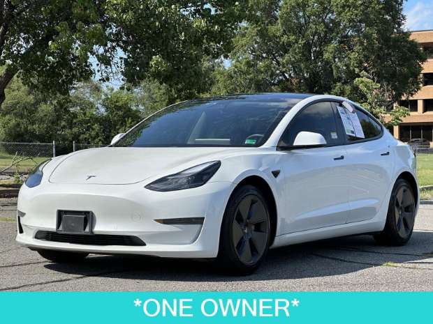 2021 Tesla Model 3 Standard Range Plus