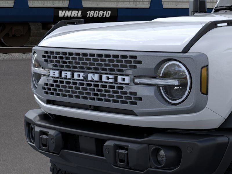 2025 Ford Bronco Badlands photo 17
