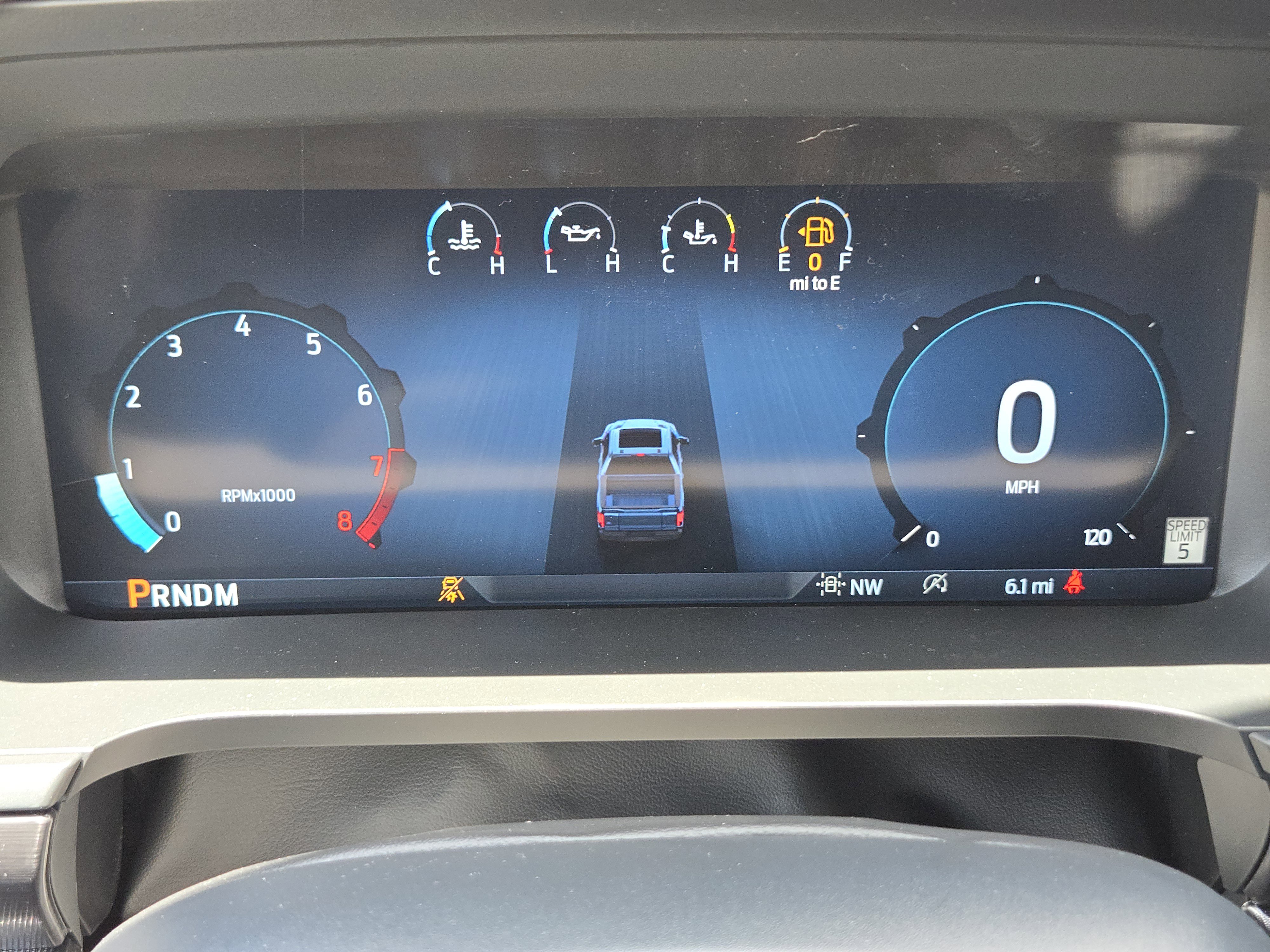 2025 Ford F-150 Lariat photo 9