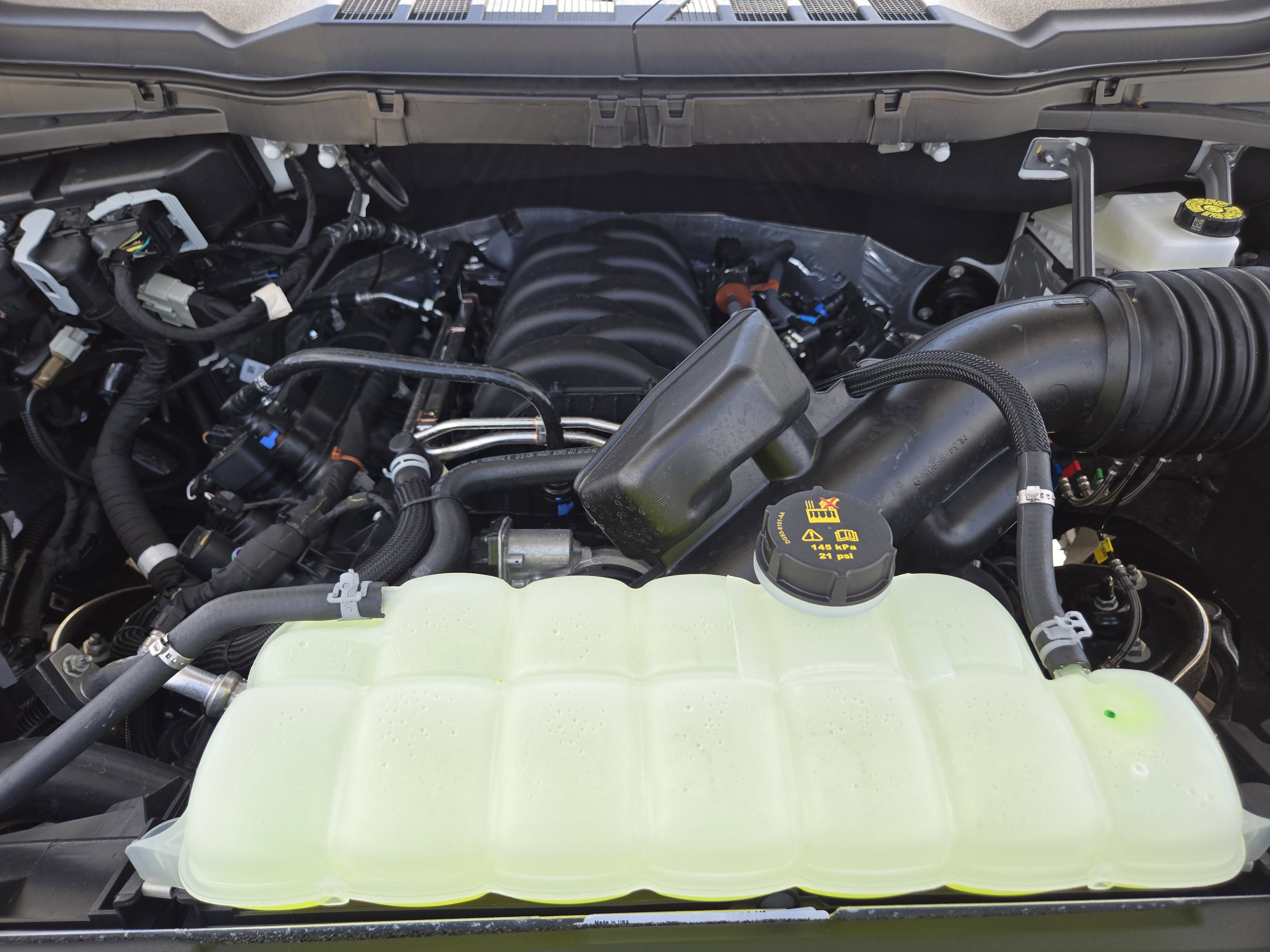 2025 Ford F-150 Lariat photo 19