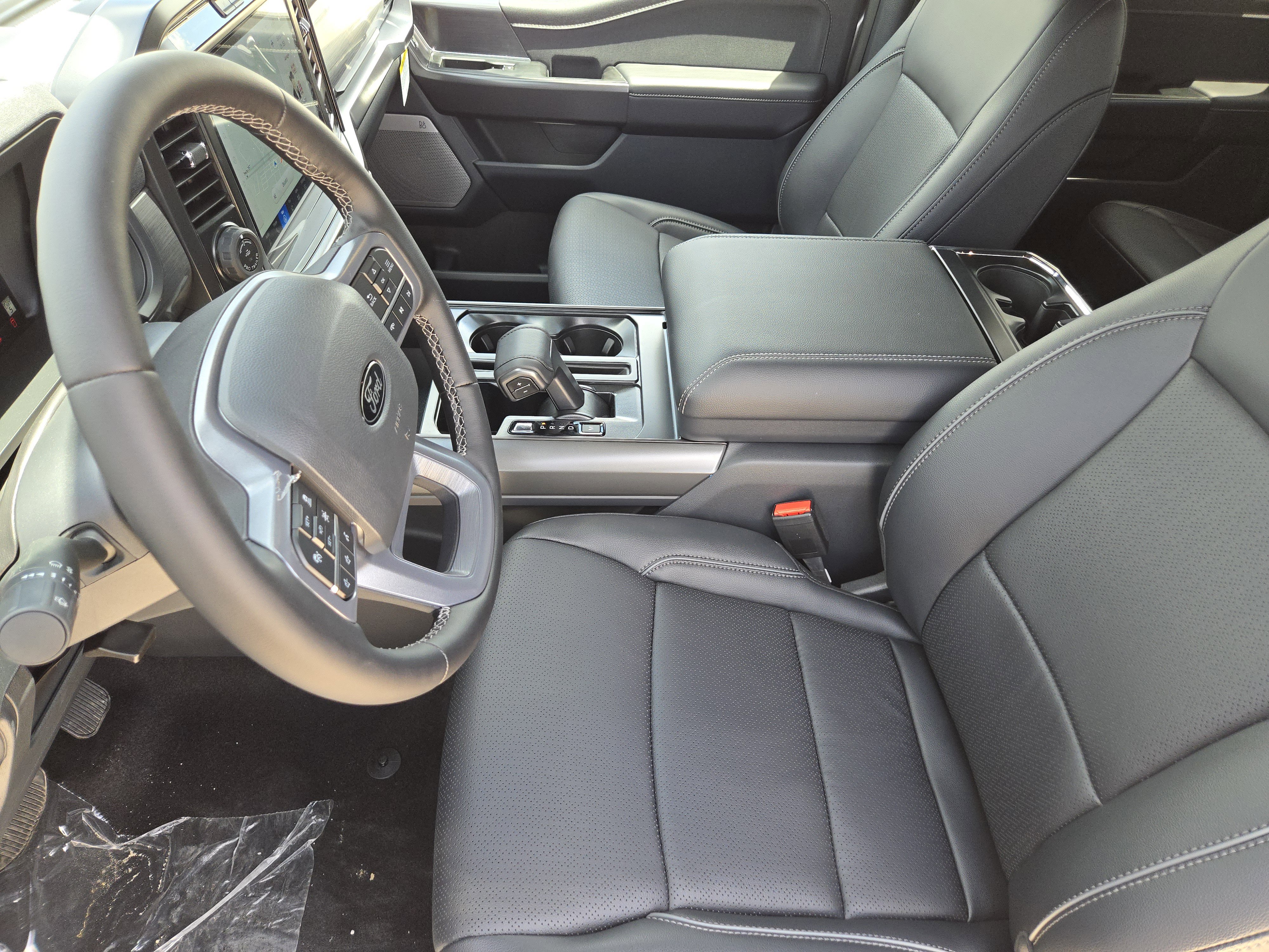 2025 Ford F-150 Lariat photo 7