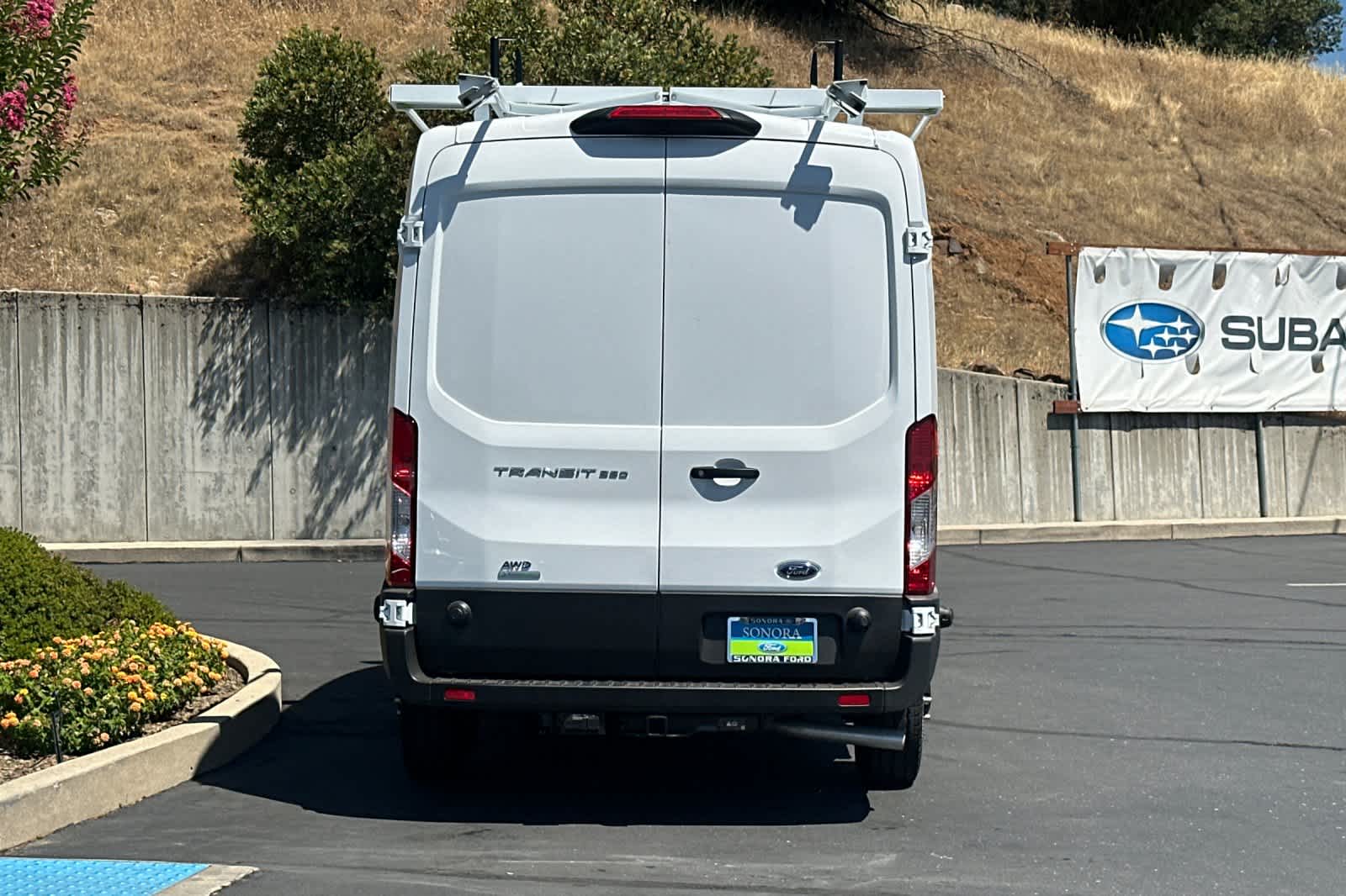 2025 Ford Transit photo 4