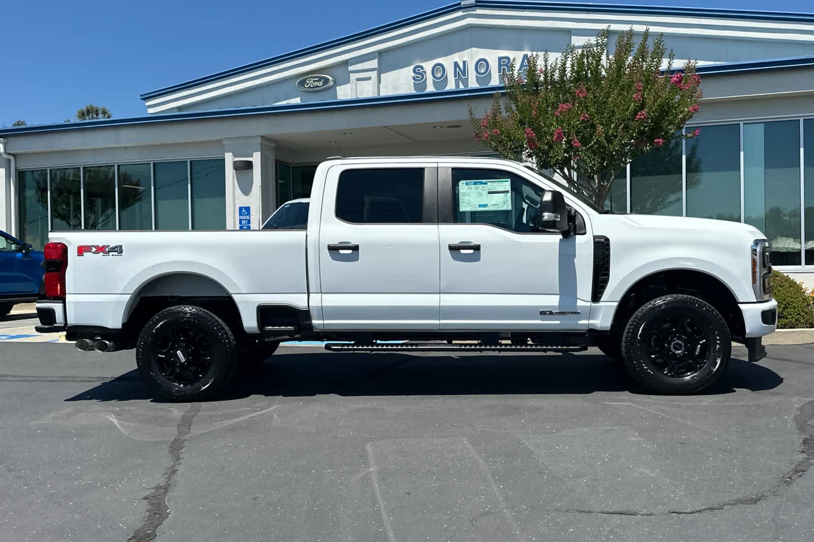 2025 Ford F-250 XL photo 2