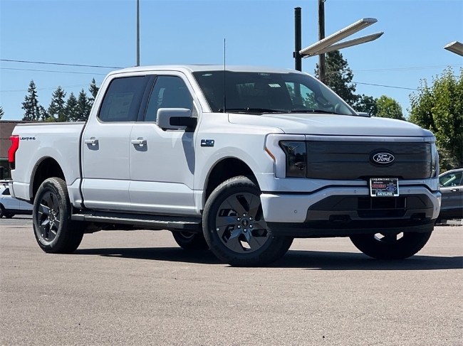 2025 Ford F-150 Lightning LARIAT