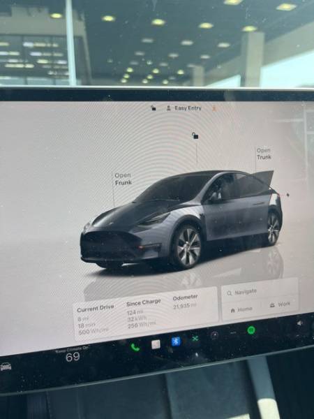 2023 Tesla Model Y Long Range