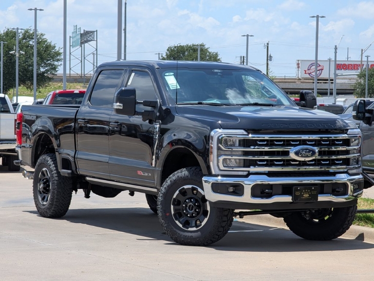 2025 Ford Super Duty F-250 SRW LARIAT