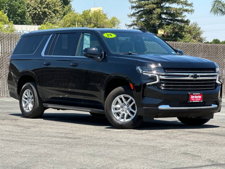 2024 Chevrolet Suburban LT