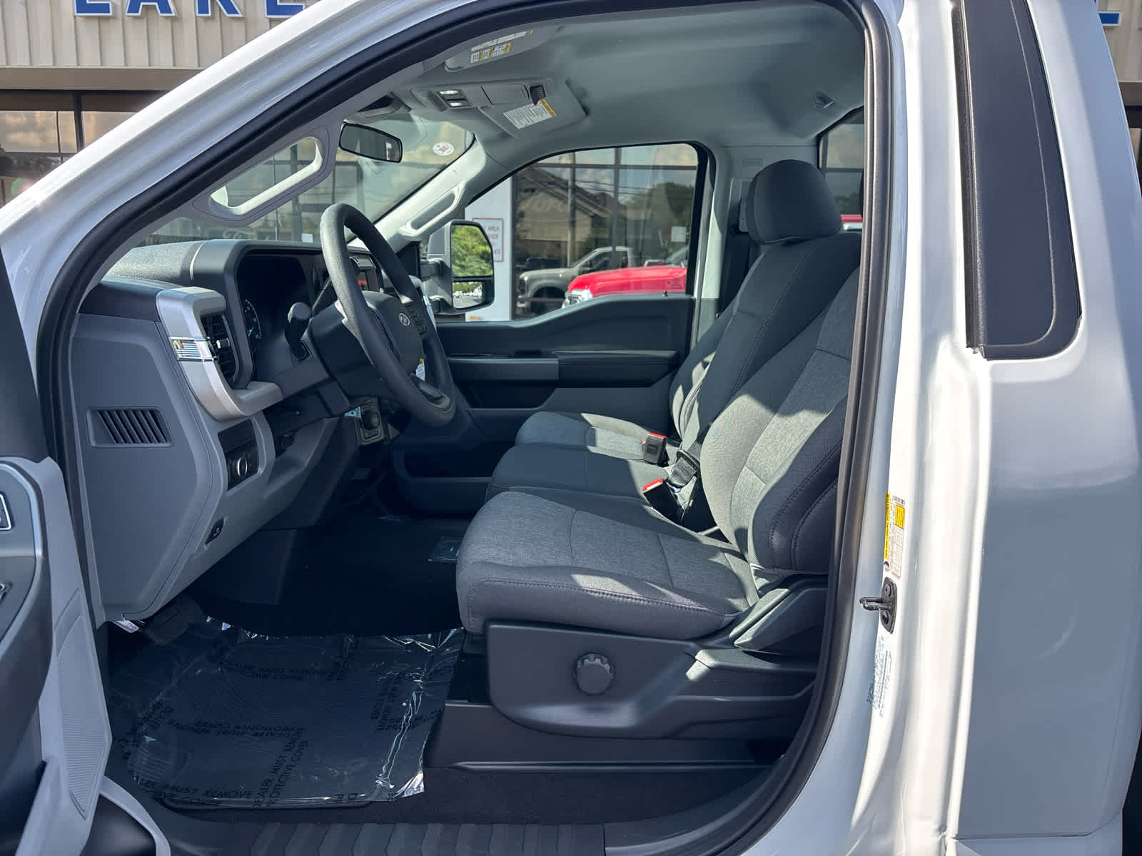 2025 Ford F-350 XL photo 17