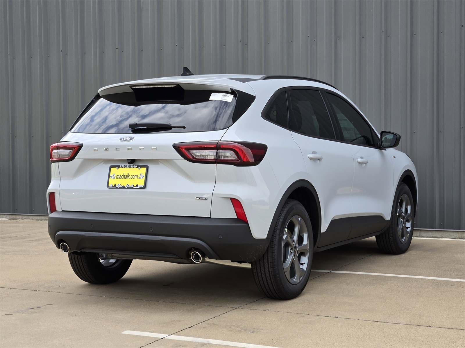 2025 Ford Escape ST-Line photo 3