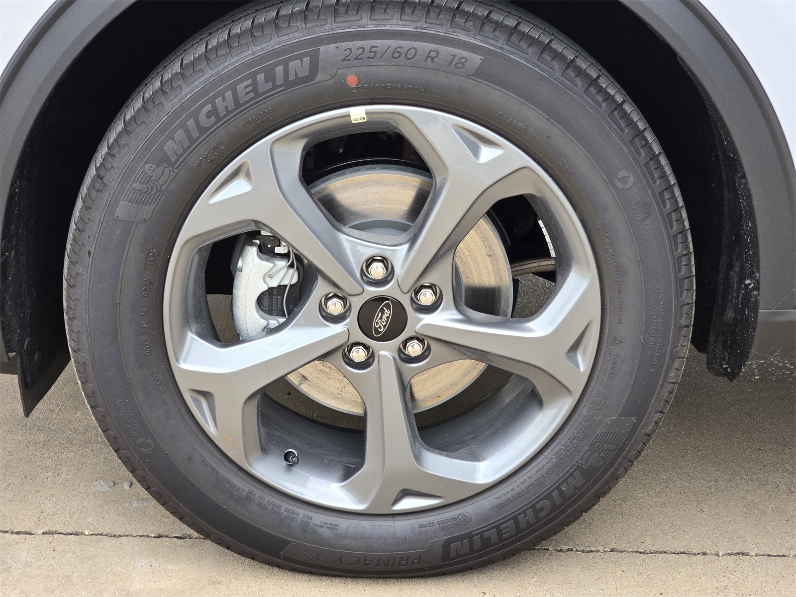 2025 Ford Escape ST-Line photo 6