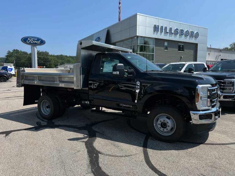 2024 Ford Super Duty F-350 DRW XL