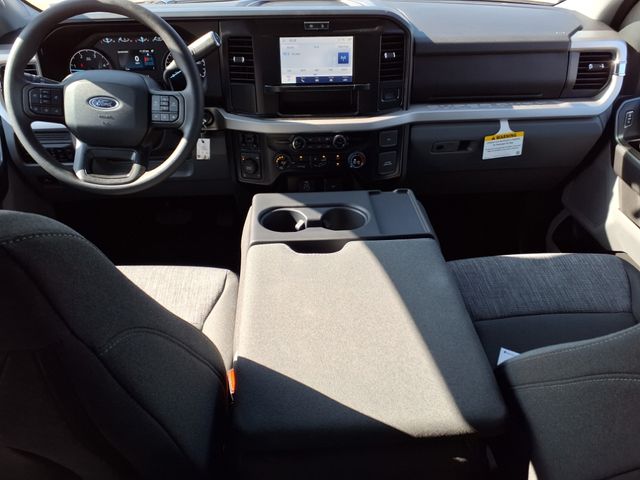 2025 Ford F-250 XLT photo 9