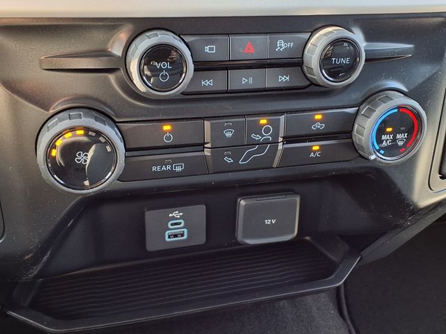 2025 Ford F-250 XLT photo 13