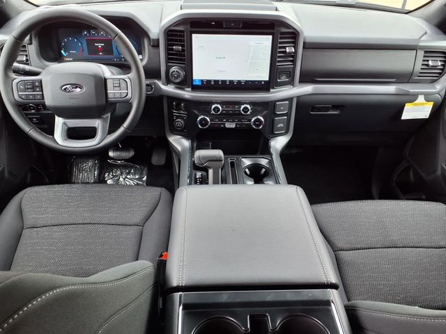 2025 Ford F-150 XLT photo 12