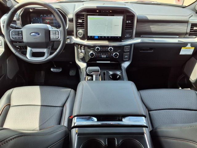2025 Ford F-150 Lariat photo 10