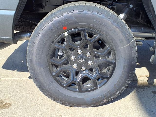 2025 Ford F-150 XLT photo 8
