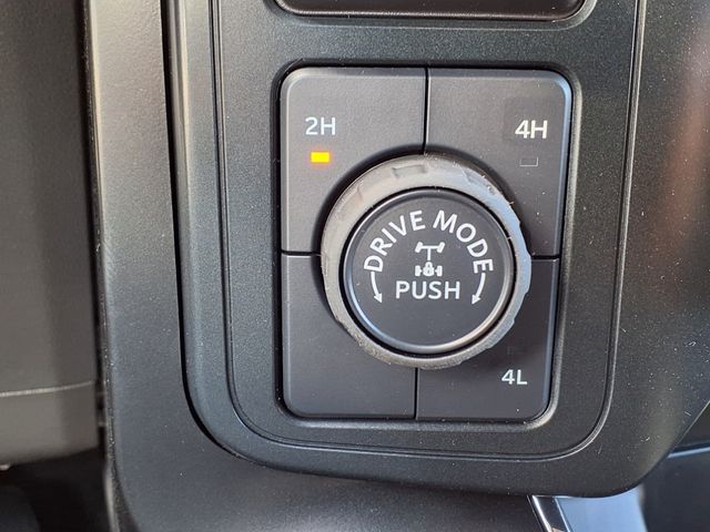 2025 Ford F-150 STX photo 16