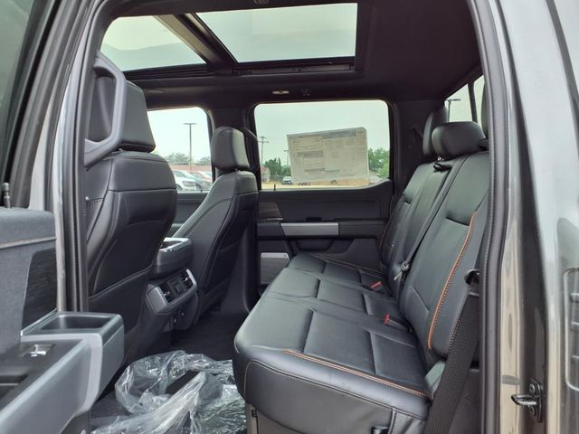 2025 Ford F-150 Lariat photo 10