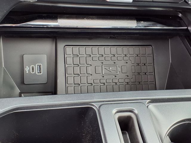2025 Ford F-150 Lariat photo 18