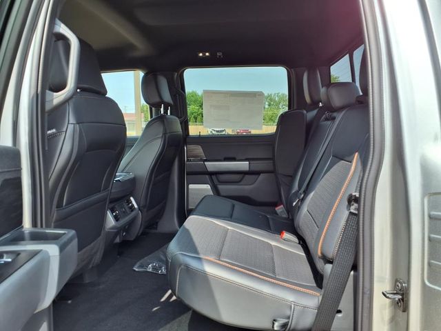 2025 Ford F-150 Lariat photo 11