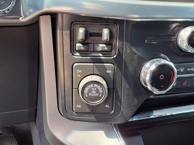 2025 Ford F-150 Lariat photo 19