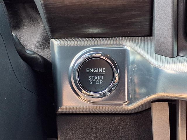 2025 Ford F-150 Lariat photo 21