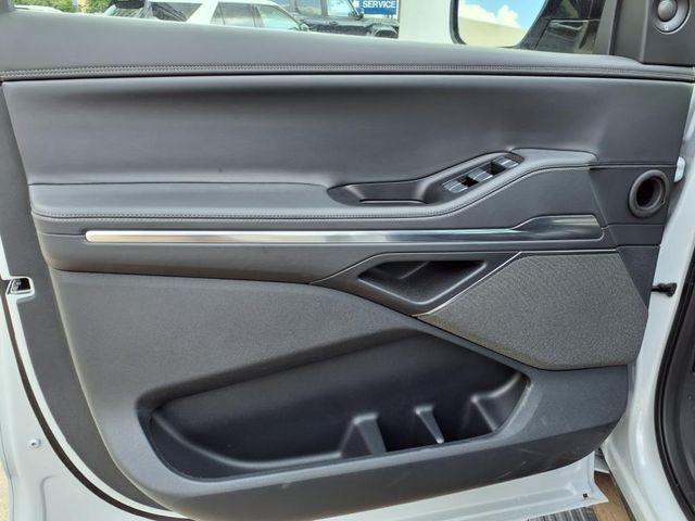 2025 Lincoln Navigator L Reserve photo 11