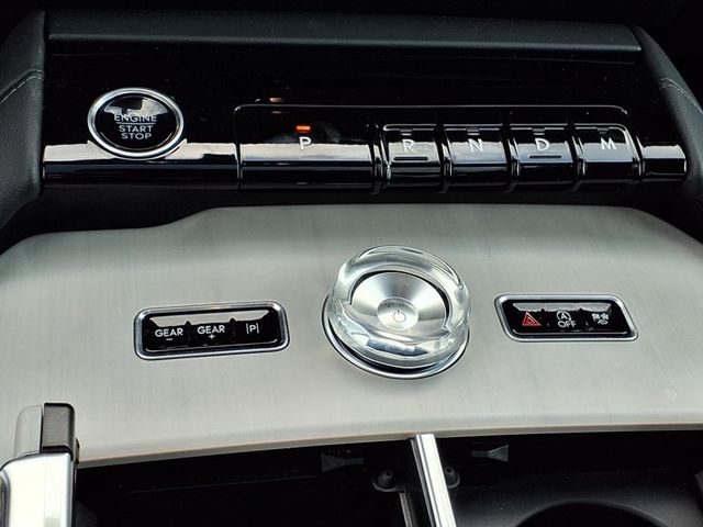 2025 Lincoln Navigator L Reserve photo 15