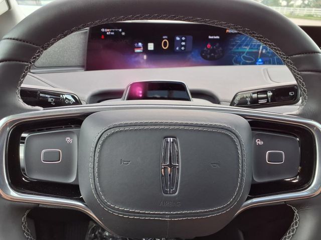 2025 Lincoln Navigator L Reserve photo 18
