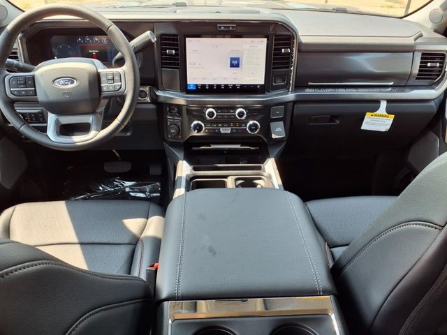 2025 Ford F-350 Lariat photo 10